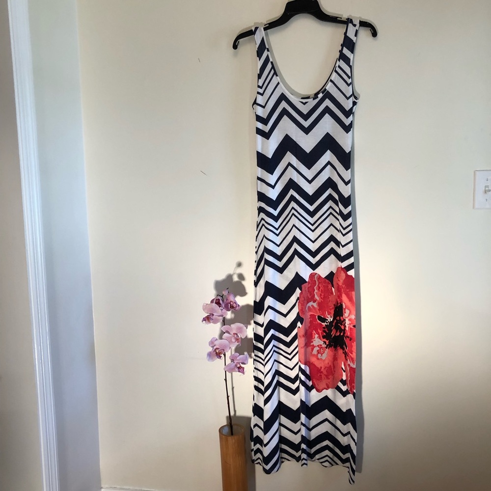 Junior’s Rue 21 Maxi Sleeveless Dress Size Medium